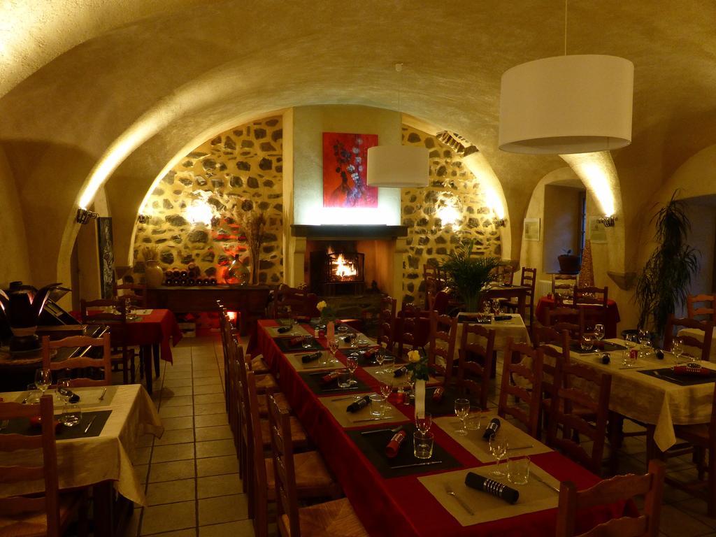 Auberge De La Loue Vodable Luaran gambar