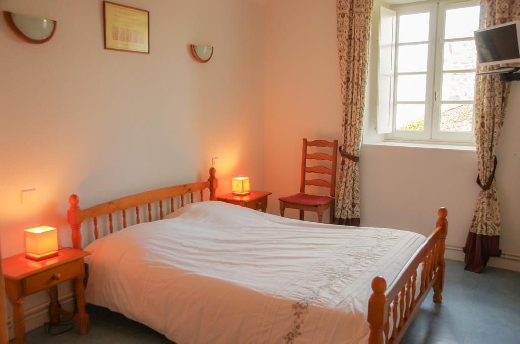 Auberge De La Loue Vodable Luaran gambar