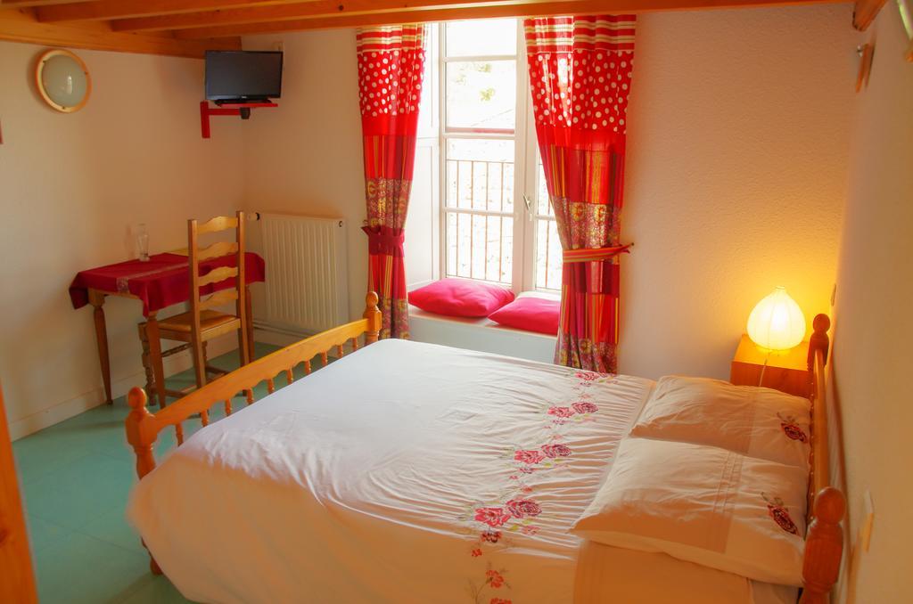 Auberge De La Loue Vodable Luaran gambar