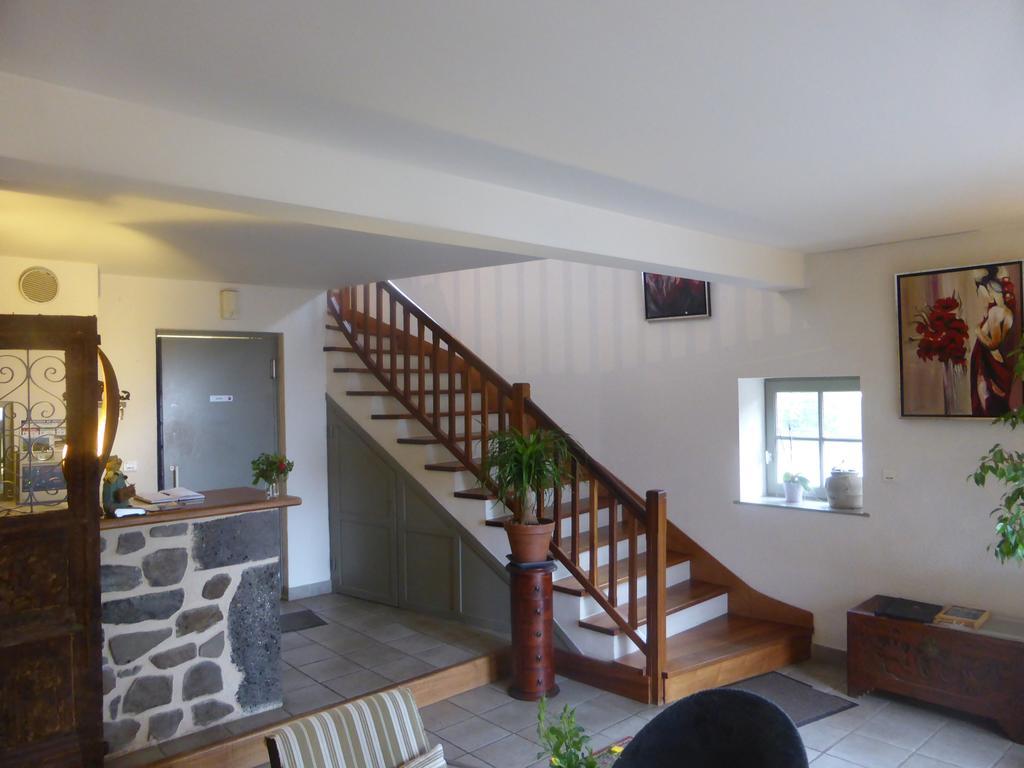 Auberge De La Loue Vodable Luaran gambar